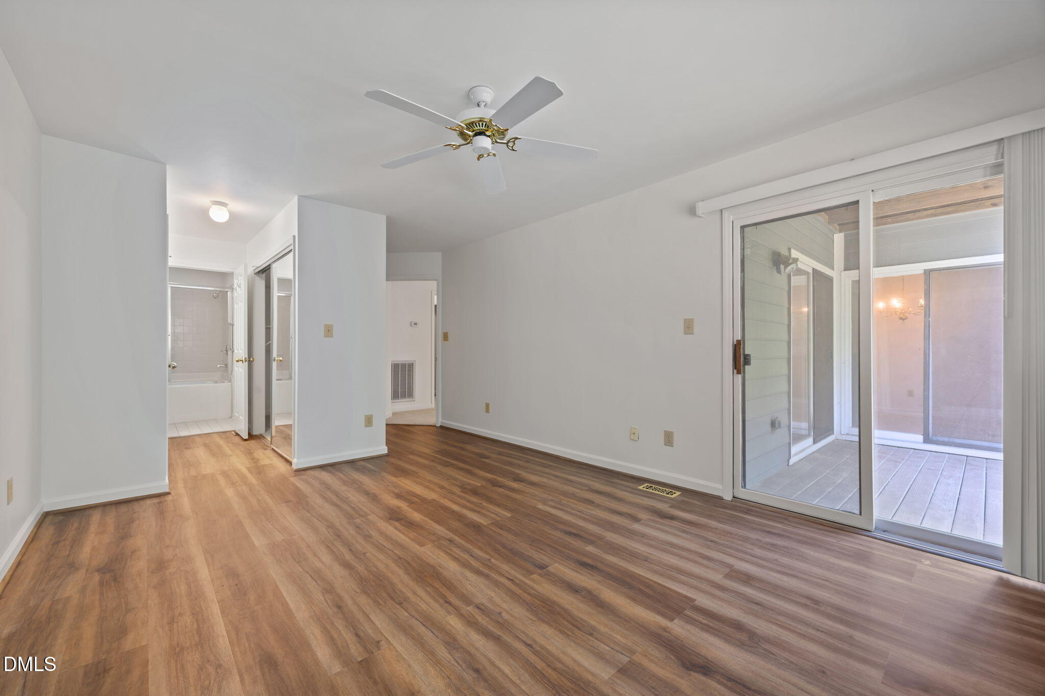 8321 Hempshire Place, Unit 104 Raleigh, NC 27613 - Photo 21 of 44 30-web-or-mls-IMG_3402