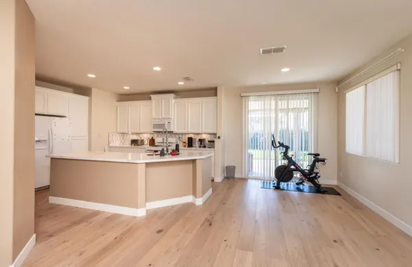 $549,000 | 5020 Cleveland Bay Way, Elk Grove, CA 95757