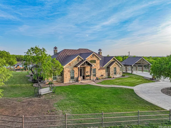 $2,100,000 | 819 County Road 356, Adkins, TX 78121