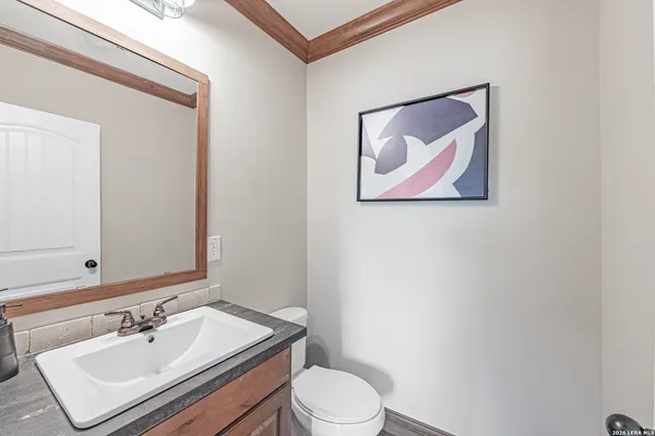 $2,100,000 | 819 County Road 356, Adkins, TX 78121