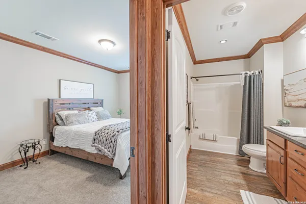 $2,100,000 | 819 County Road 356, Adkins, TX 78121