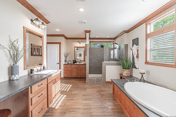 $2,100,000 | 819 County Road 356, Adkins, TX 78121