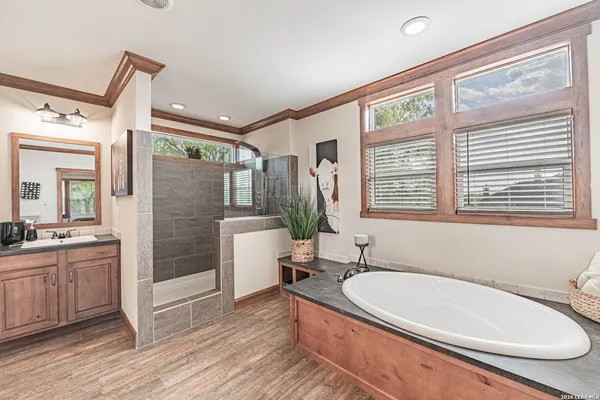 $2,100,000 | 819 County Road 356, Adkins, TX 78121