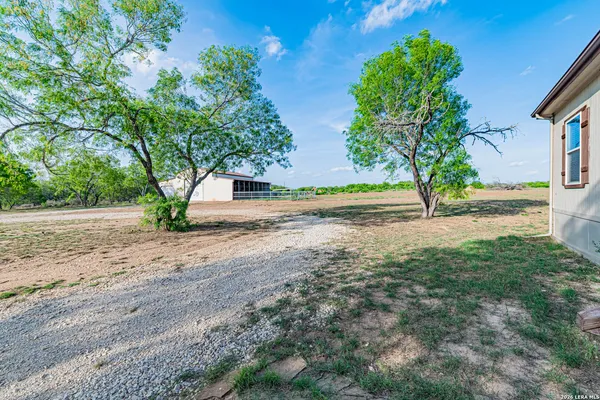 $2,100,000 | 819 County Road 356, Adkins, TX 78121