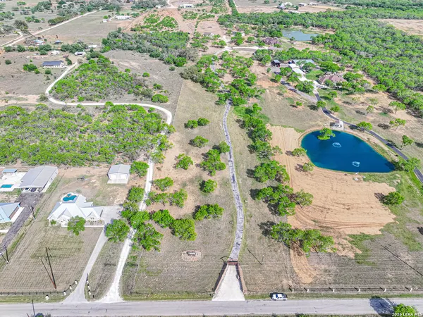 $2,100,000 | 819 County Road 356, Adkins, TX 78121