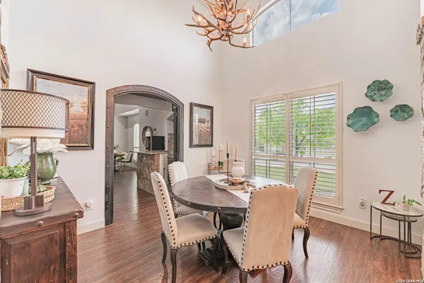 $2,100,000 | 819 County Road 356, Adkins, TX 78121