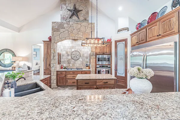 $2,100,000 | 819 County Road 356, Adkins, TX 78121