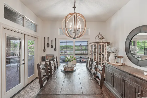 $2,100,000 | 819 County Road 356, Adkins, TX 78121