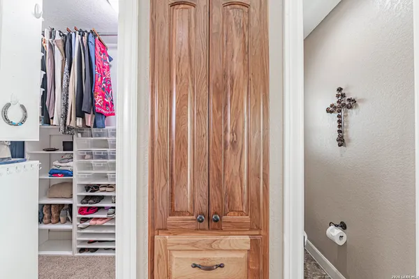 $2,100,000 | 819 County Road 356, Adkins, TX 78121