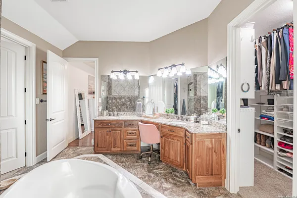 $2,100,000 | 819 County Road 356, Adkins, TX 78121