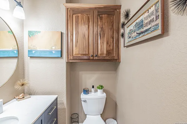 $2,100,000 | 819 County Road 356, Adkins, TX 78121