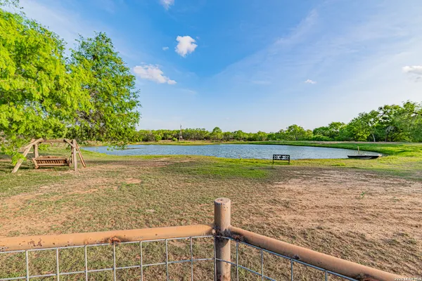$2,100,000 | 819 County Road 356, Adkins, TX 78121