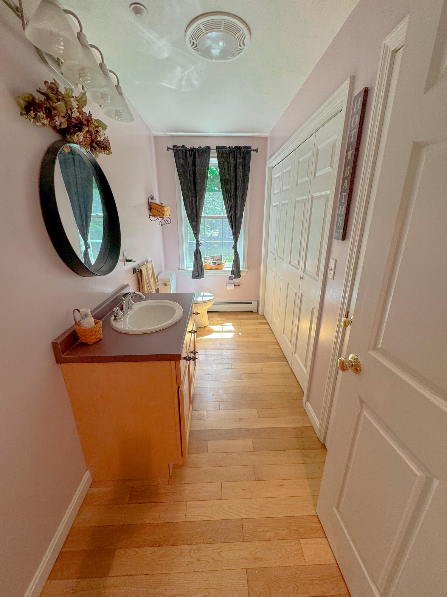 12 Doe Mdw Lane Springvale, ME 04083 - Photo 25 of 43 Bath with laundry