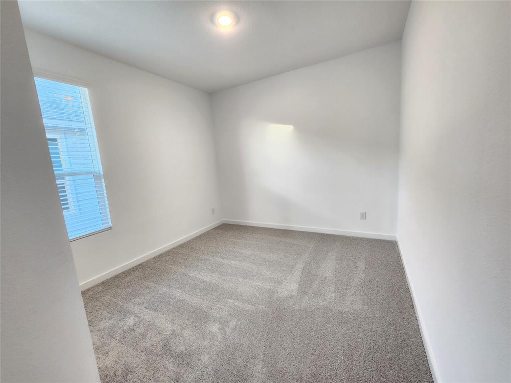 6814 Welsh Drive Princeton, TX 75407 - Photo 5 of 16 a view of a room
