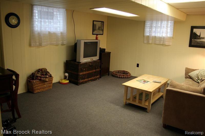 3 Amherst Road Pleasant Ridge, MI 48069 - Photo 16 of 24 Finished Basement