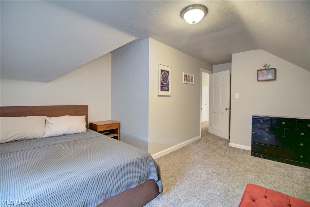 3301 Warren Road Cleveland, OH 44111 - Photo 21 of 34 Gallery Image 21
