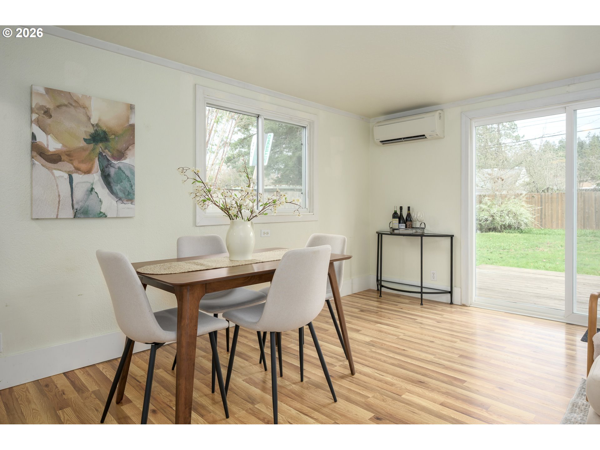2571 Alder Street Eugene, OR 97405 - Photo 15 of 48