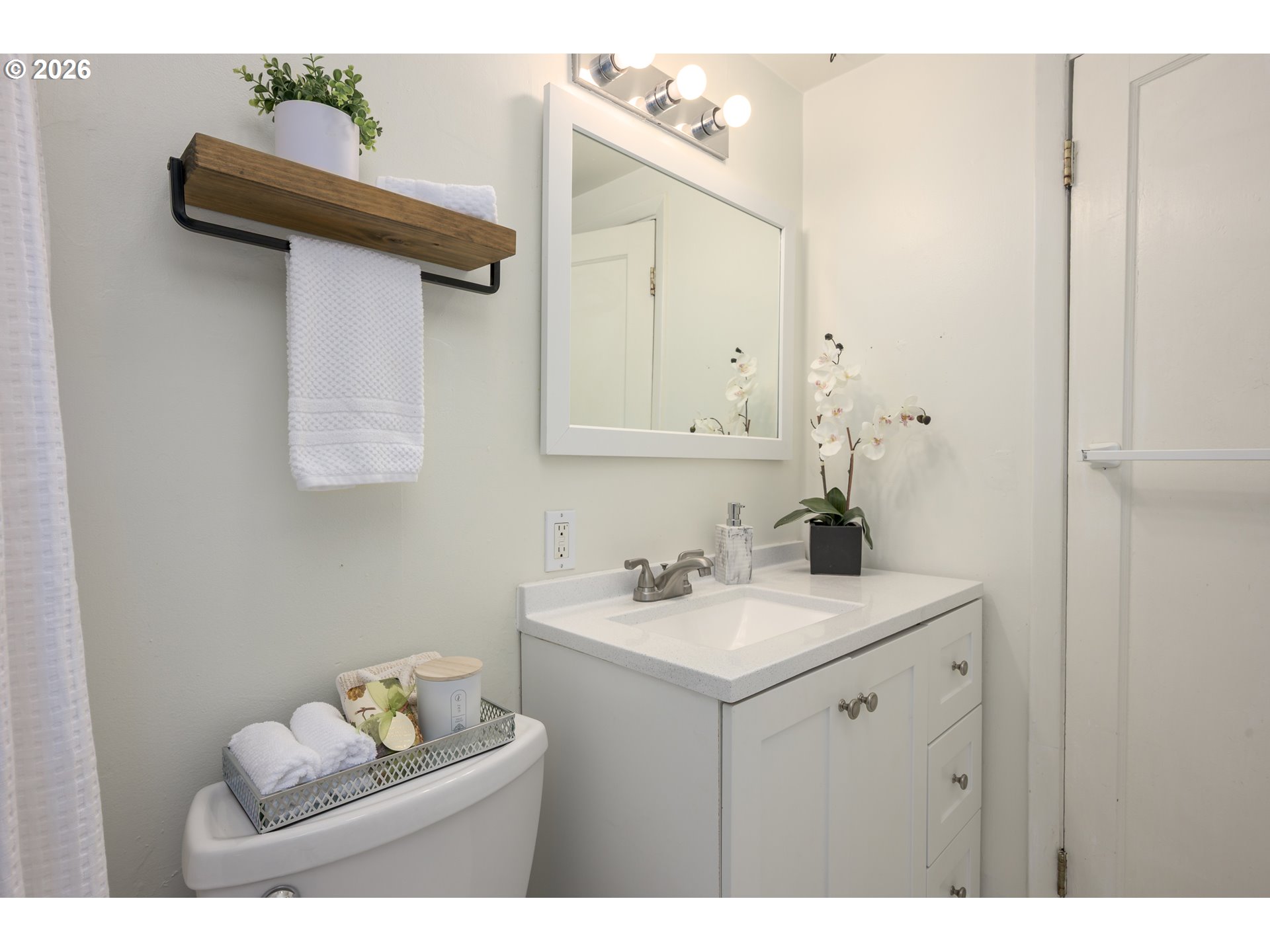 2571 Alder Street Eugene, OR 97405 - Photo 24 of 48