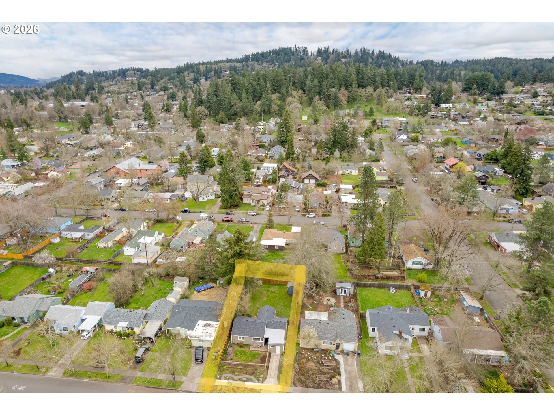 2571 Alder Street Eugene, OR 97405 - Photo 44 of 48