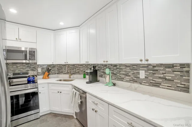 $425,000 | 85 McKinley Avenue, Unit A15, White Plains, NY 10606