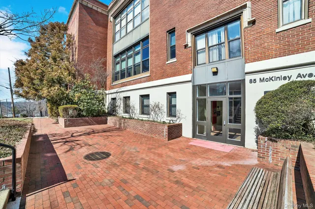 $425,000 | 85 McKinley Avenue, Unit A15, White Plains, NY 10606