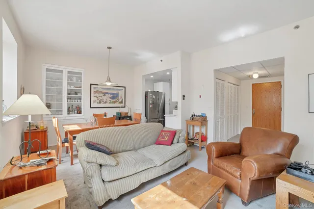 $425,000 | 85 McKinley Avenue, Unit A15, White Plains, NY 10606