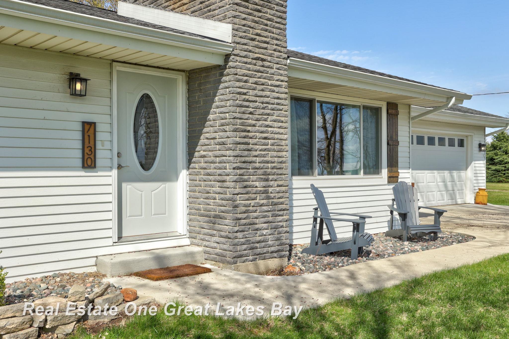 7130 Pierce Road Freeland, MI 48623 - Photo 5 of 48 Gallery Image 5