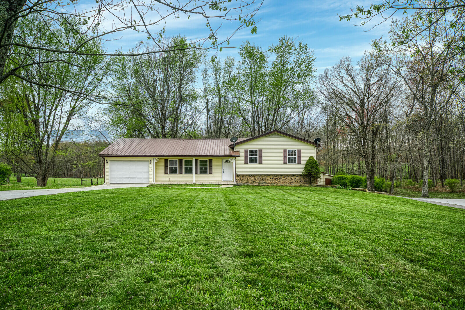 1165 Virgil Beaty Road Clarkrange, TN 38553 - Photo 1 of 29 01_1165_Virigl_Beaty_Rd_Clarkrange003_TN