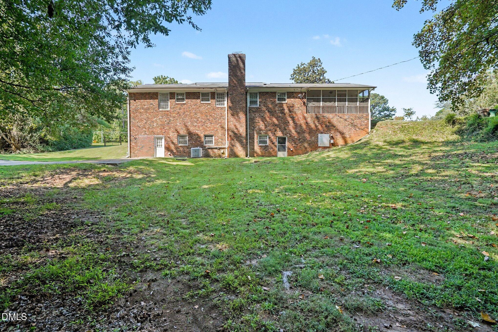 804 Reedy Creek Road Cary, NC 27513 - Photo 21 of 25 024_file_6940