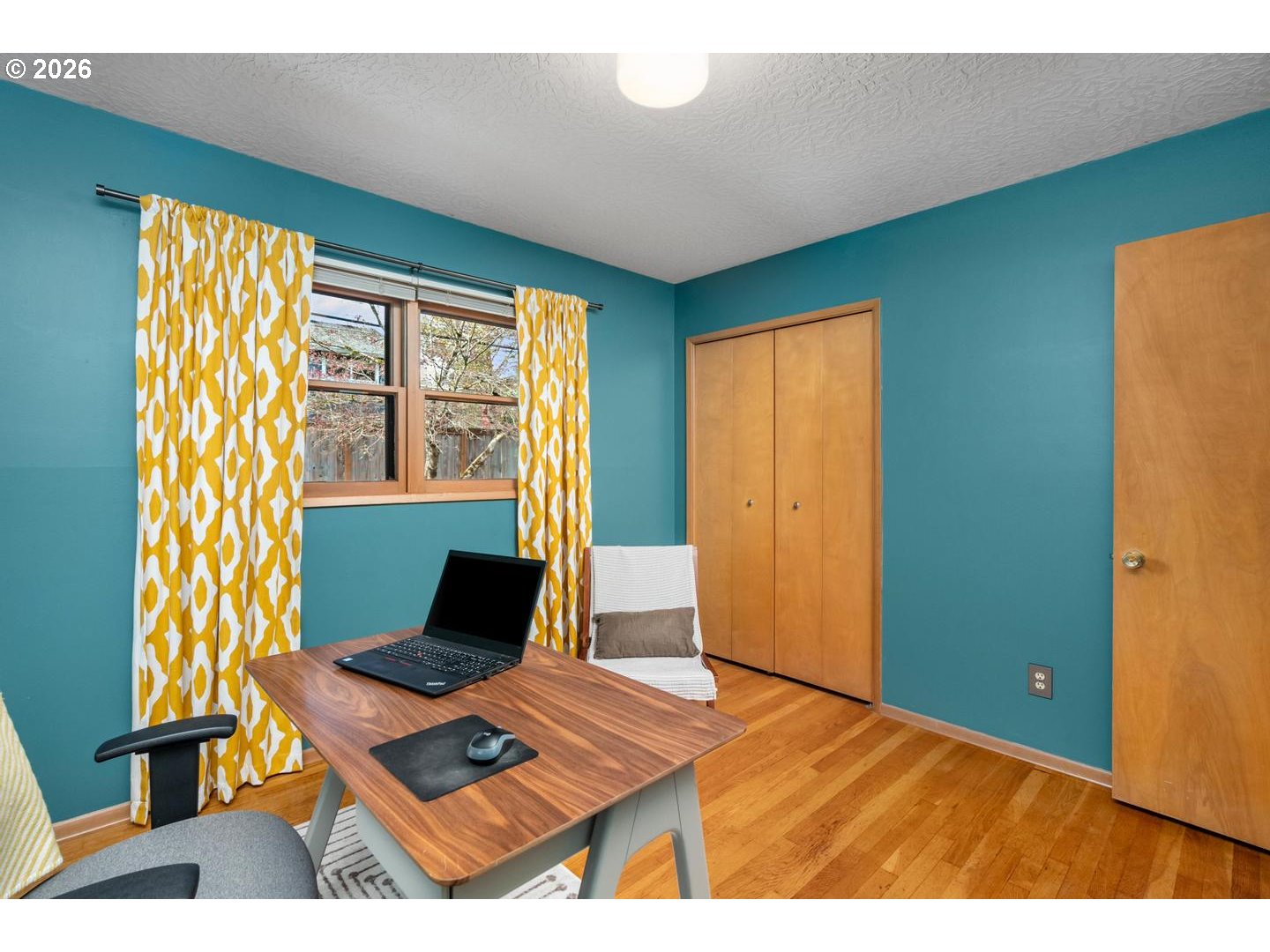 3005 Southwest 113th Avenue Beaverton, OR 97005 - Photo 18 of 30 a workspace with furniture and window