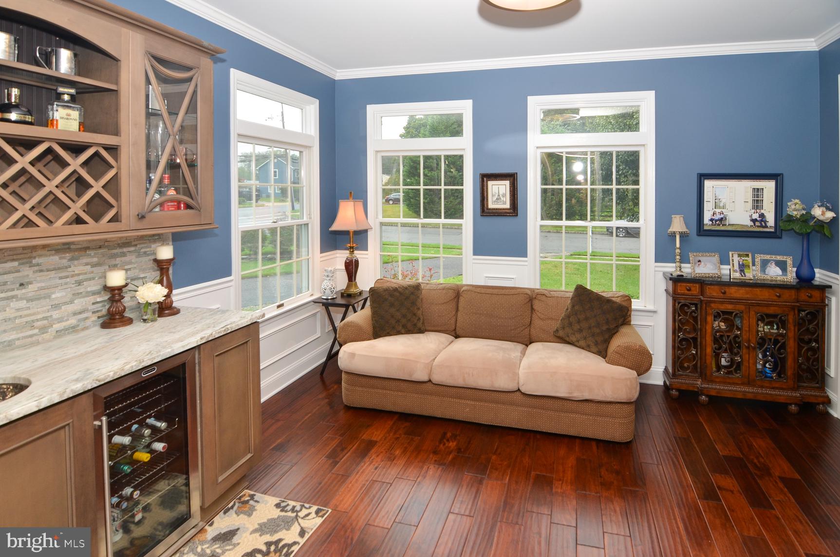 159 Applegate Drive Hamilton, NJ 08690 - Photo 12 of 54 Living Room