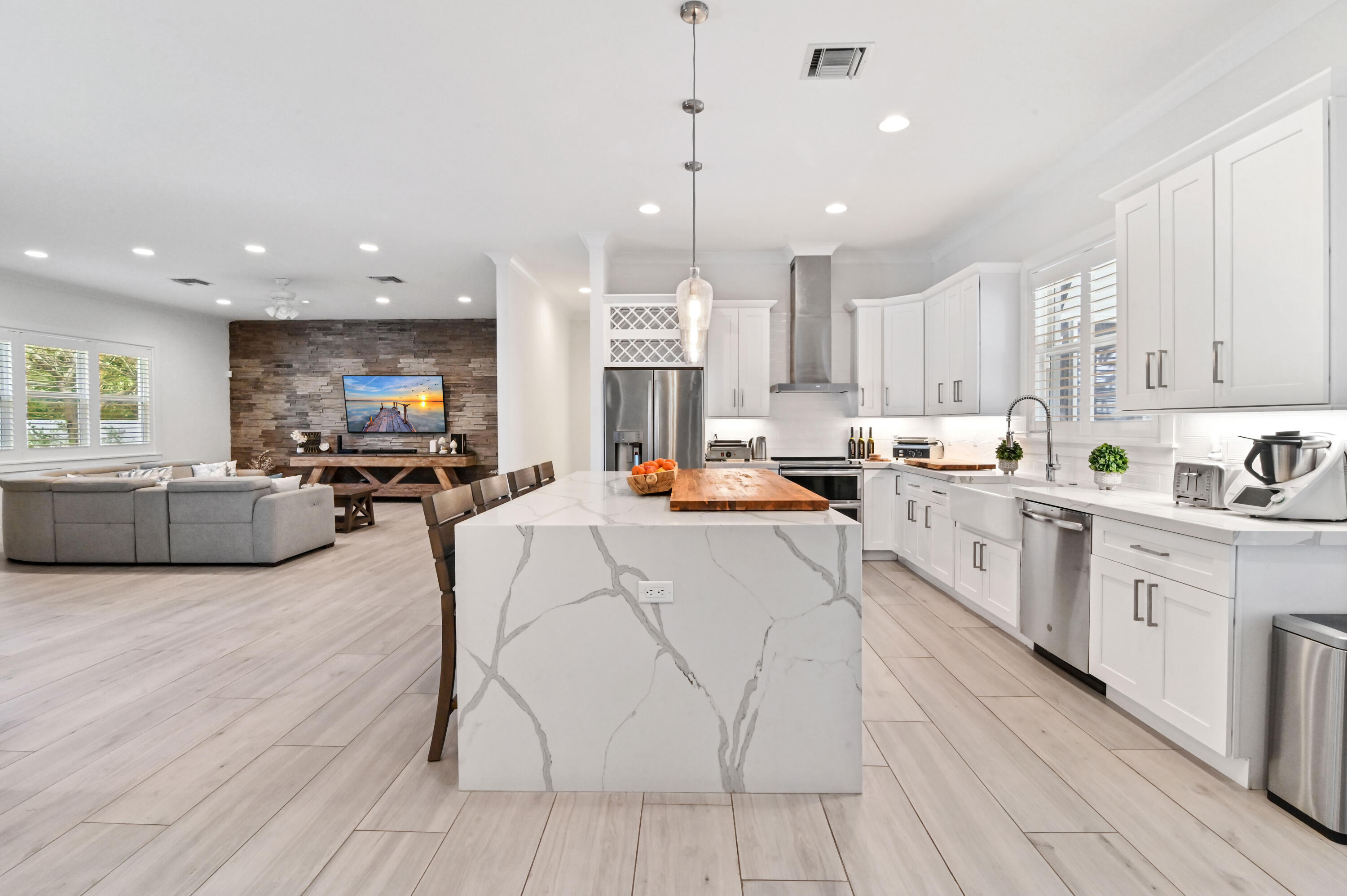 340 Wilma Circle Riviera Beach, FL 33404 - Photo 12 of 52 06 kitchen 01