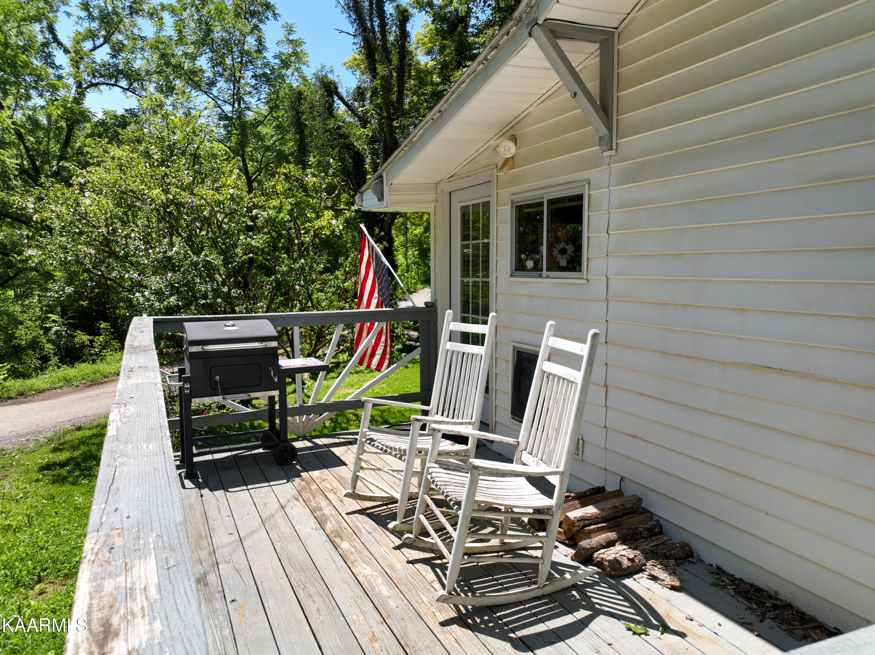 820 Middle Creek Road Cosby, TN 37722 - Photo 18 of 27 820 Middle Creek Road, Cosby-13
