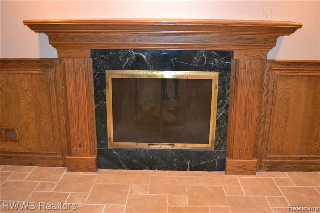 330 Camelot Way Rochester, MI 48306 - Photo 41 of 48
