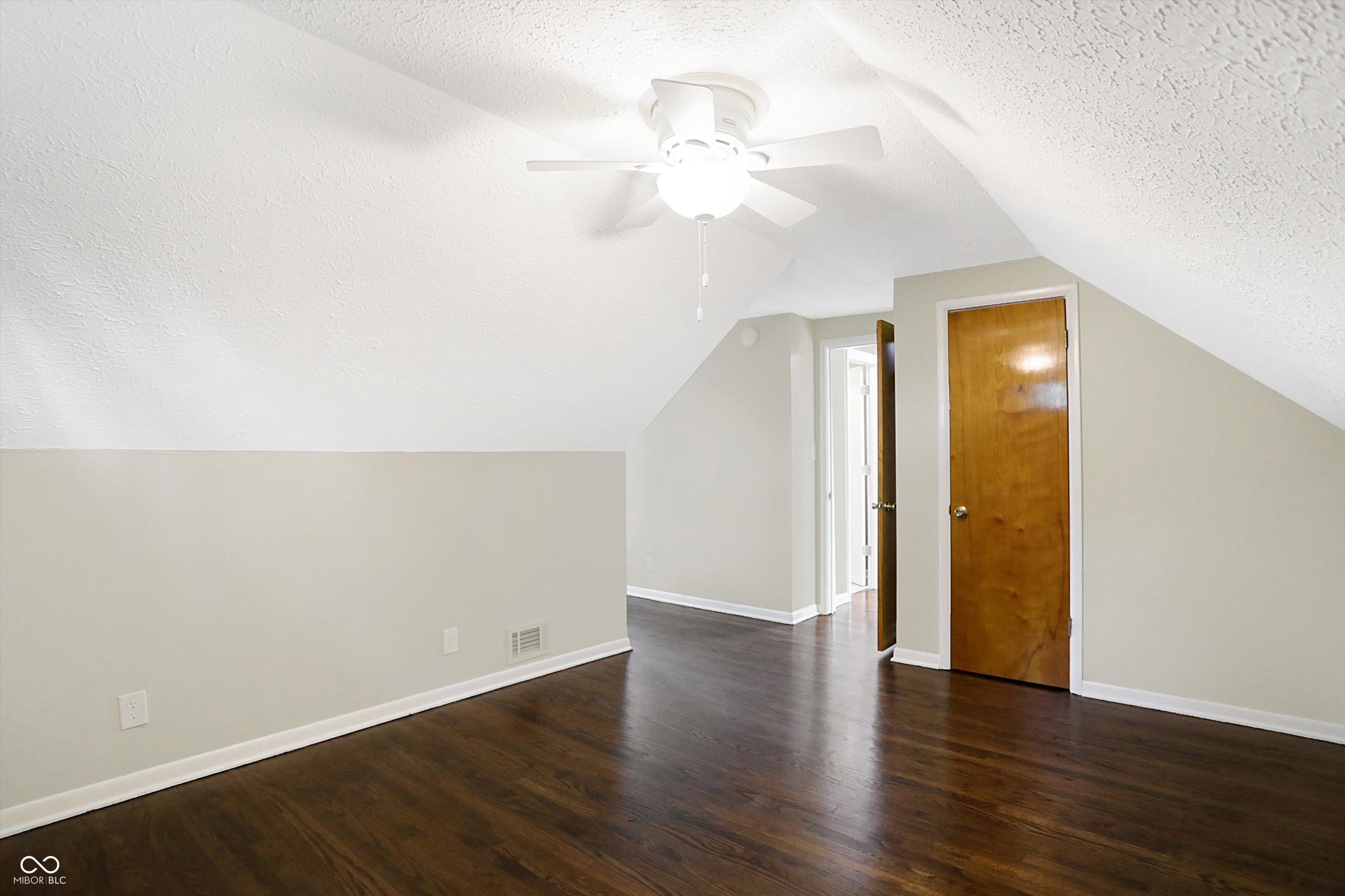 6264 Douglas Road Indianapolis, IN 46220 - Photo 24 of 54