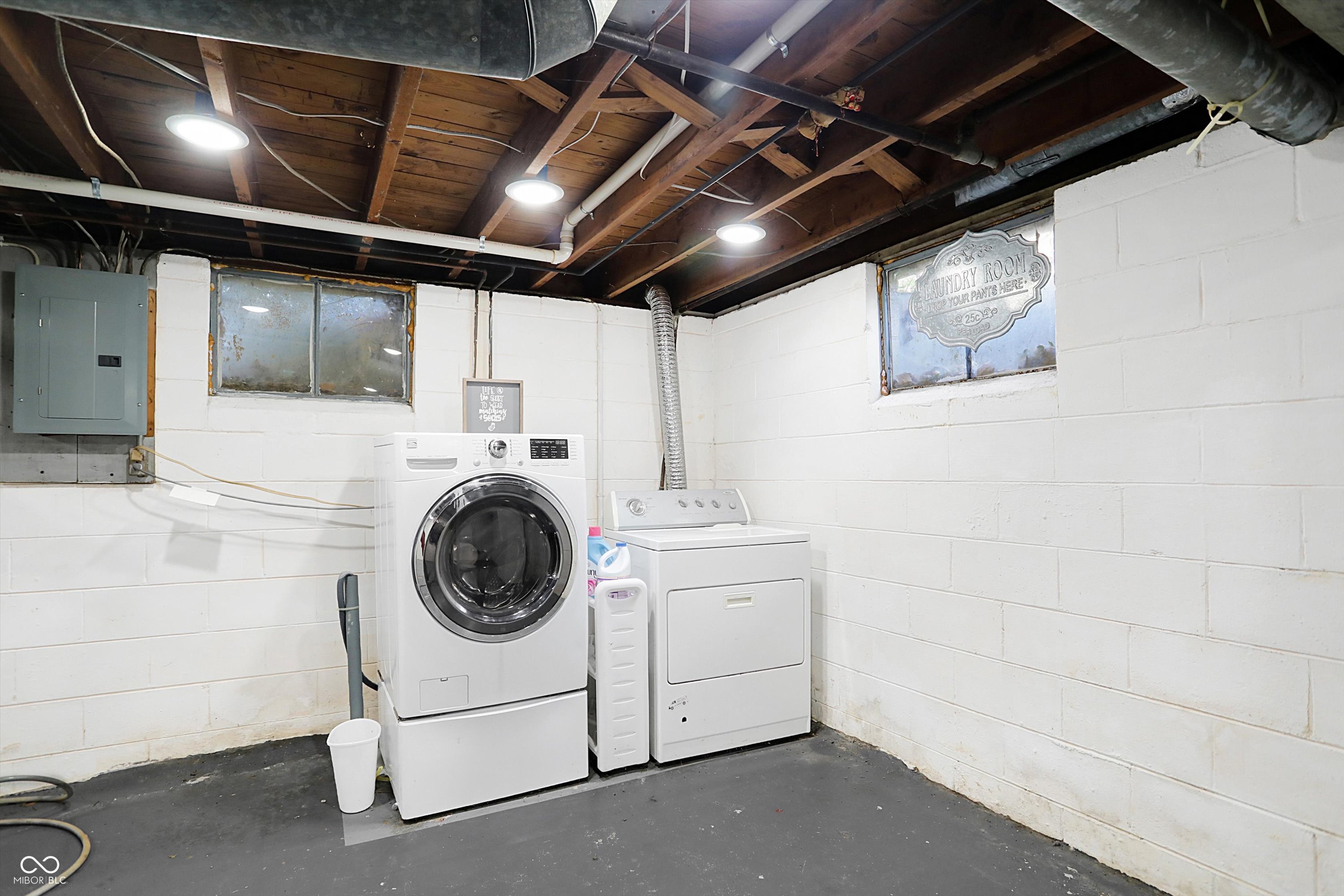 6264 Douglas Road Indianapolis, IN 46220 - Photo 32 of 54