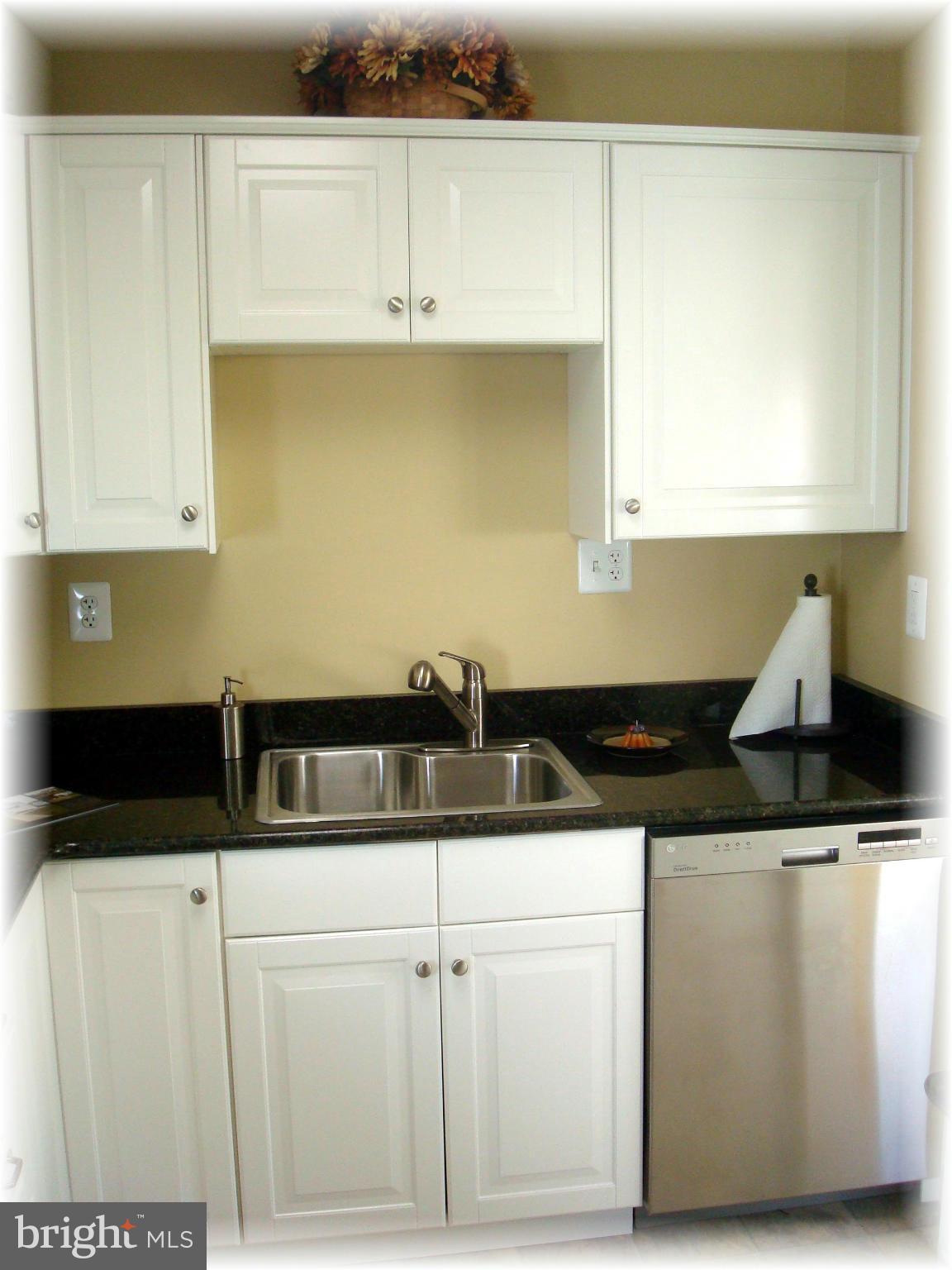 372 Stillwater Road Baltimore, MD 21221 - Photo 11 of 29 Fully renovated kitchen.