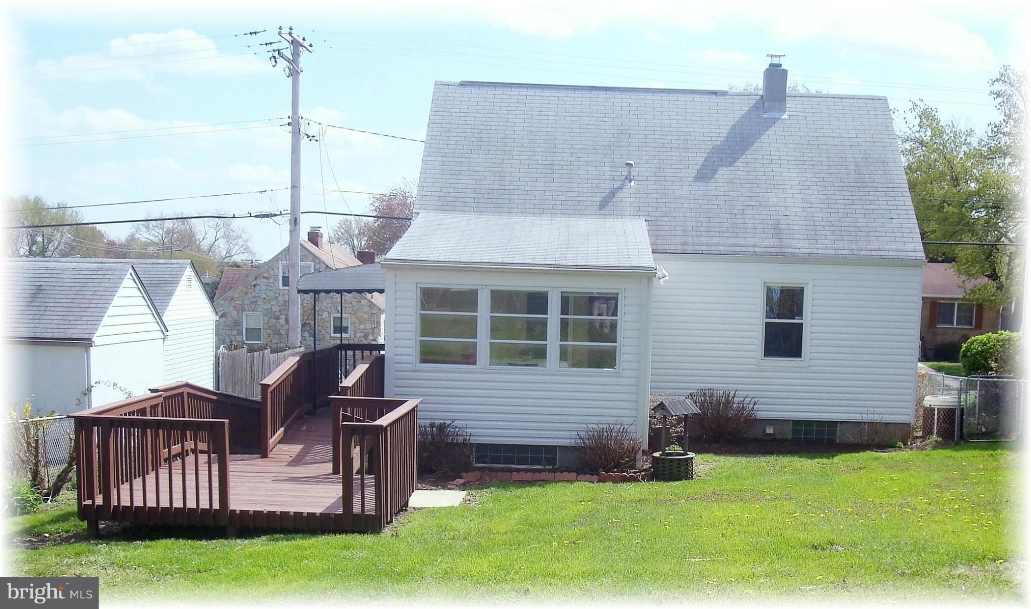 372 Stillwater Road Baltimore, MD 21221 - Photo 4 of 29 Exterior (Rear)