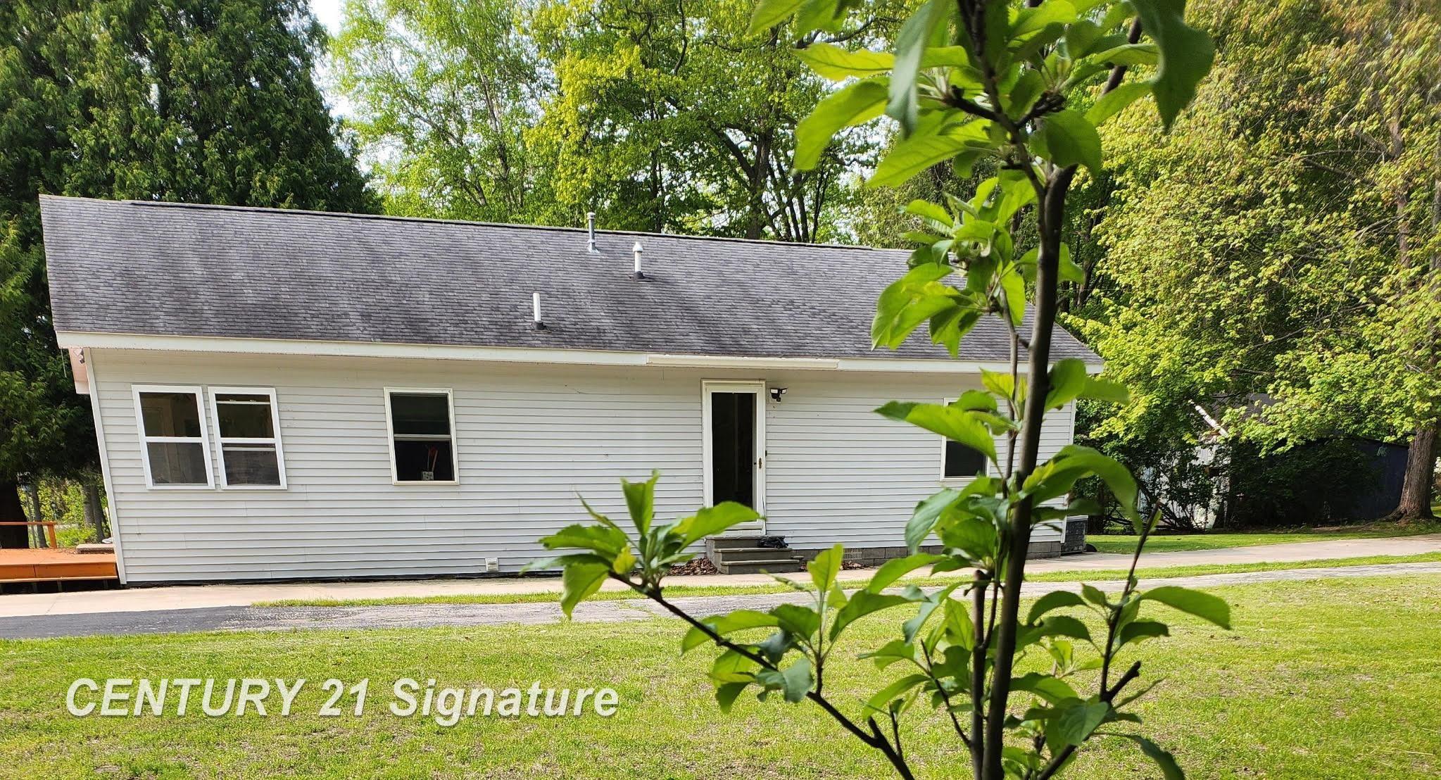 1647 North Huron Road Tawas City, MI 48763 - Photo 58 of 61