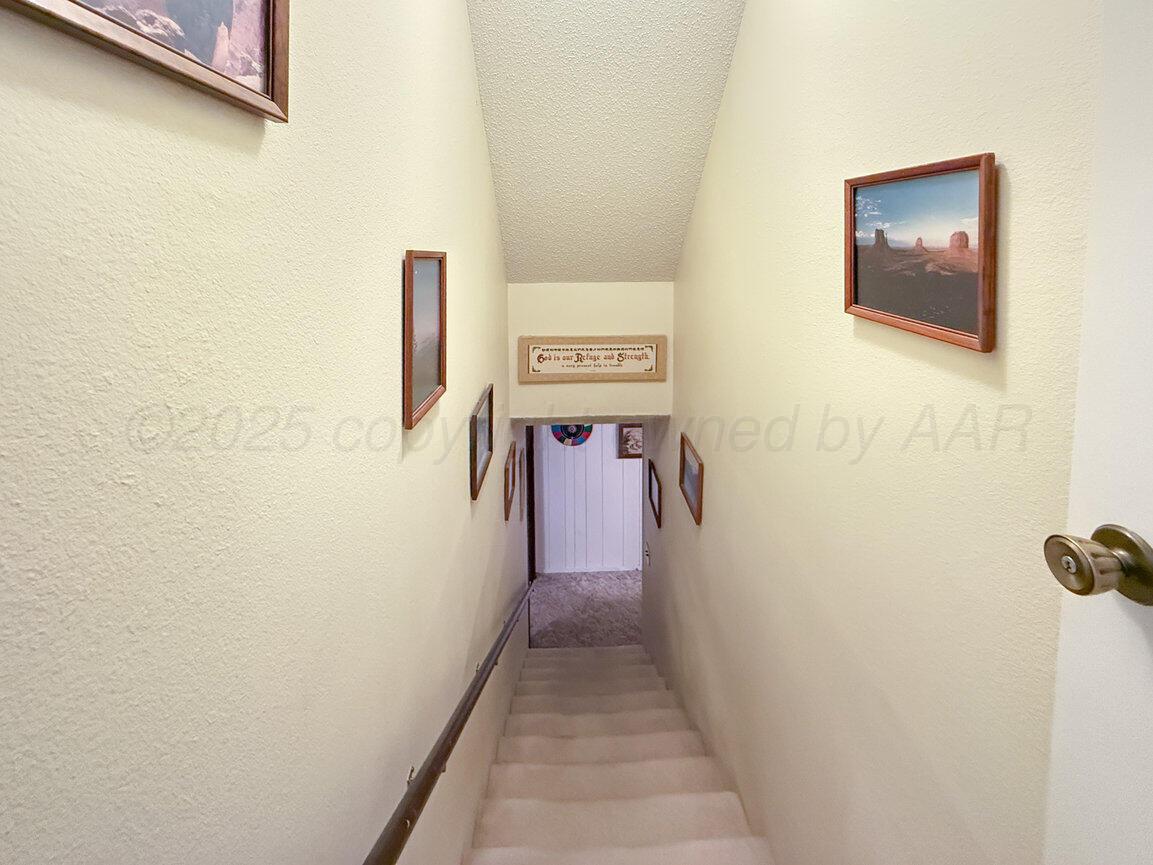 201 Carson Avenue Dumas, TX 79029 - Photo 36 of 55 a view of a hallway