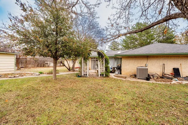 $350,000 | 201 Carson Avenue, Dumas, TX 79029