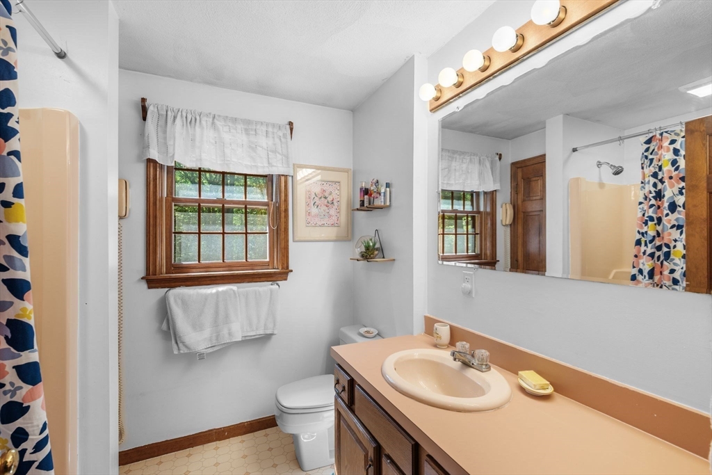 11 Rocky Woods Road Groveland, MA 01834 - Photo 30 of 42