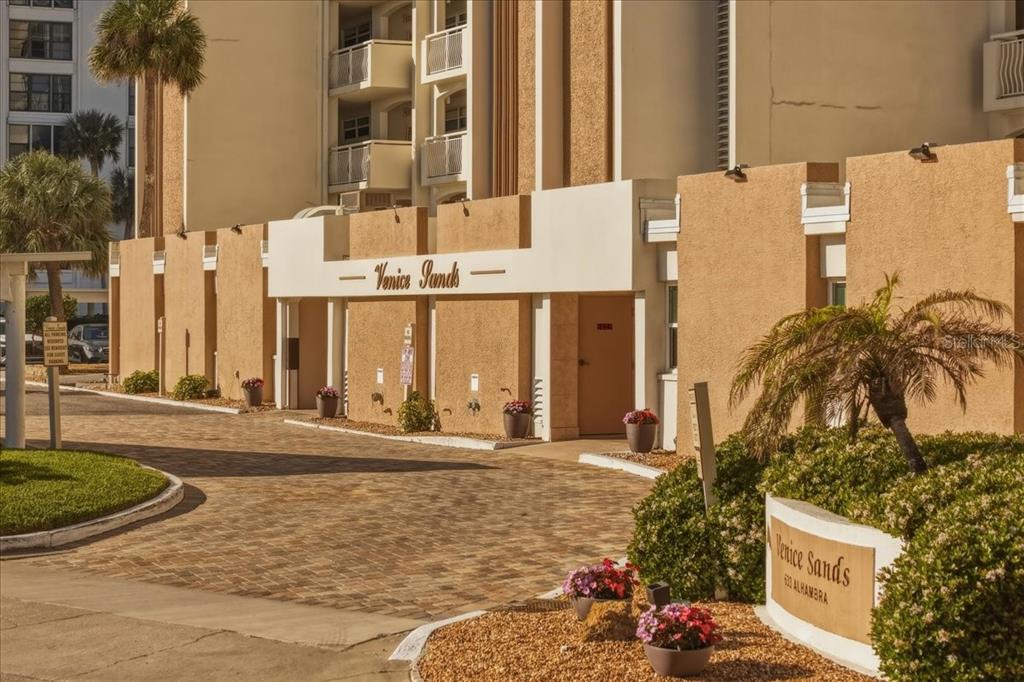 633 Alhambra Road, Unit 301 Venice, FL 34285 - Photo 63 of 76 Gallery Image 63