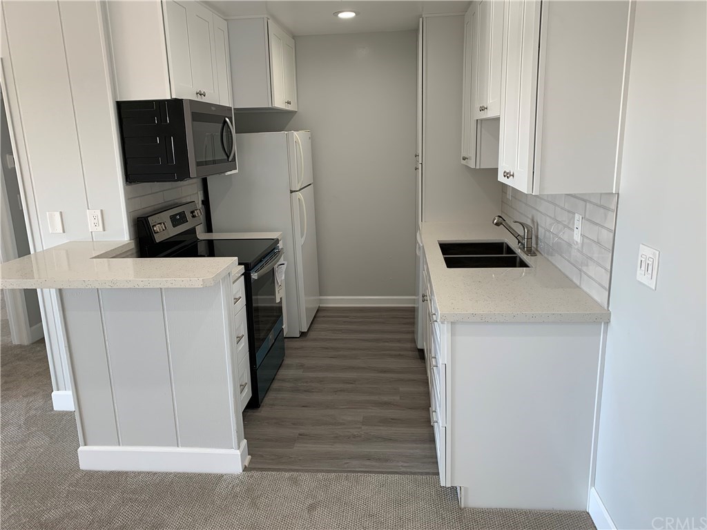 424 North Bellflower Boulevard Long Beach, CA 90814 - Photo 3 of 11