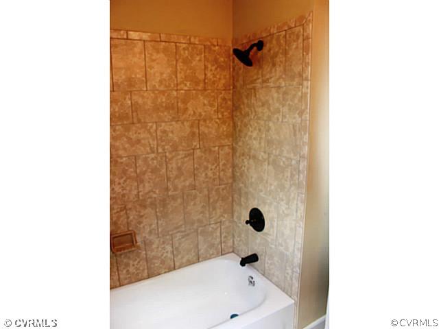 4924 Bethlehem Road Richmond, VA 23230 - Photo 6 of 14 Bathroom - 1st Floor Full Bath. Ceramic Tile wall