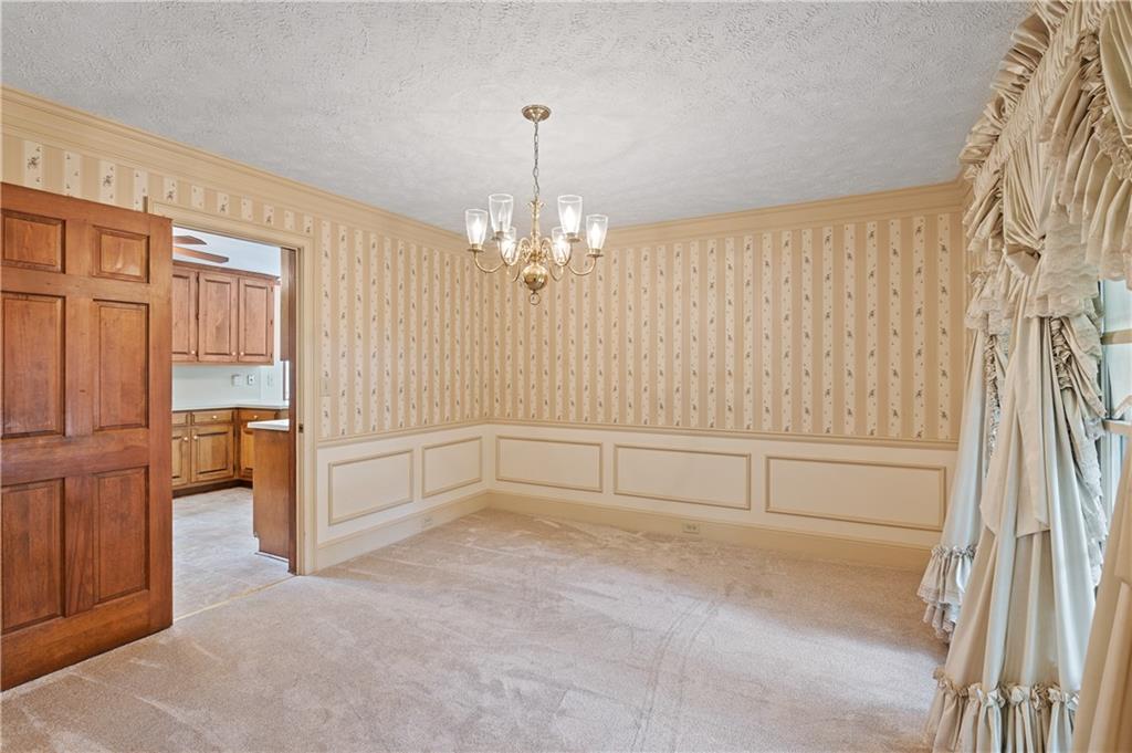 4158 Azalea Court Snellville, GA 30039 - Photo 13 of 49