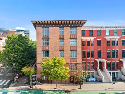 $925,000 | 123 Liberty View Dr., Unit 308(E), Jersey City, NJ 07302