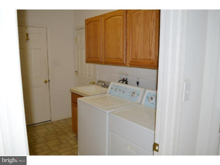 9 Spring Water Way Newark, DE 19711 - Photo 22 of 25 Laundry Room