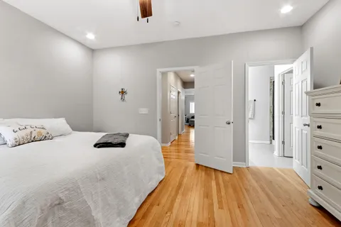 $629,900 | 163 Fontana Avenue, Fontana, WI 53125