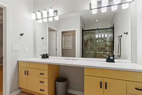 $629,900 | 163 Fontana Avenue, Fontana, WI 53125